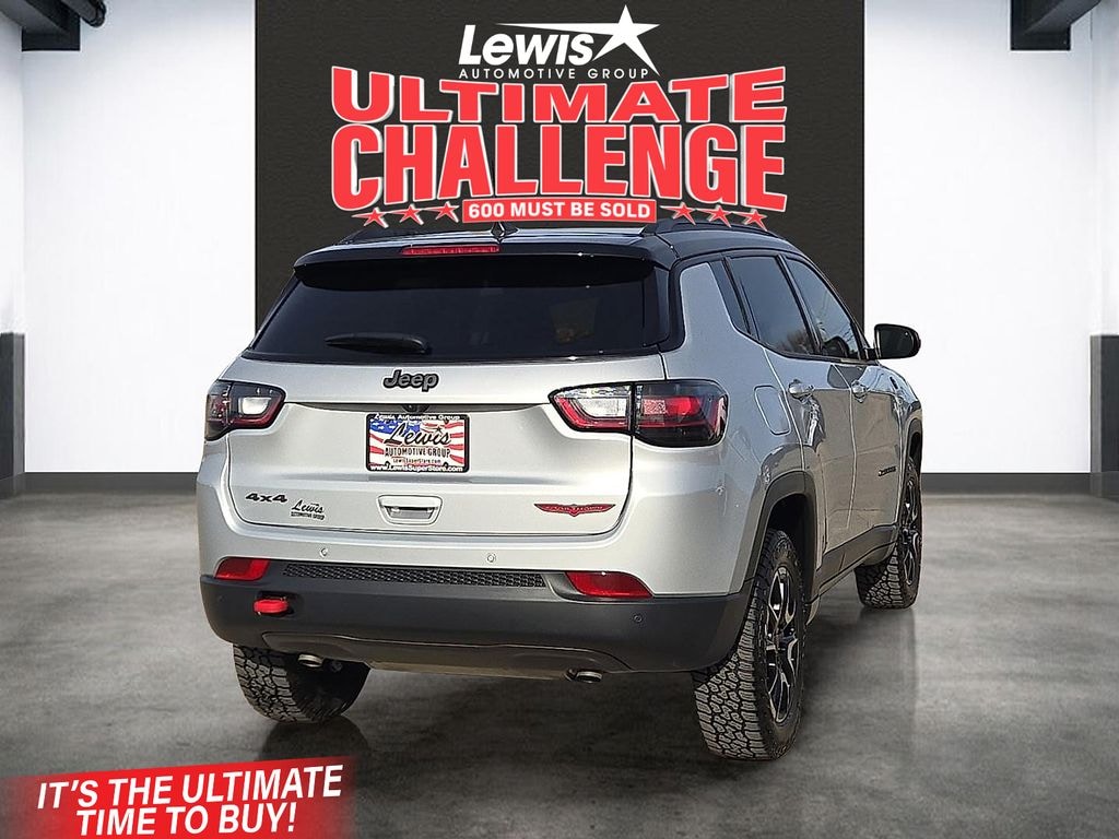 Used 2025 Jeep Compass Trailhawk SUV