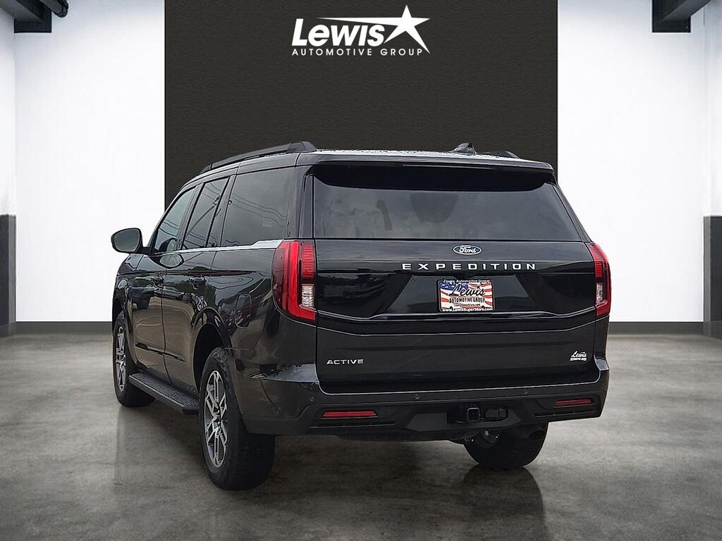 Used 2025 Ford Expedition Active SUV