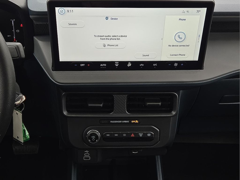 2026 Ford Maverick XL - Photo 10