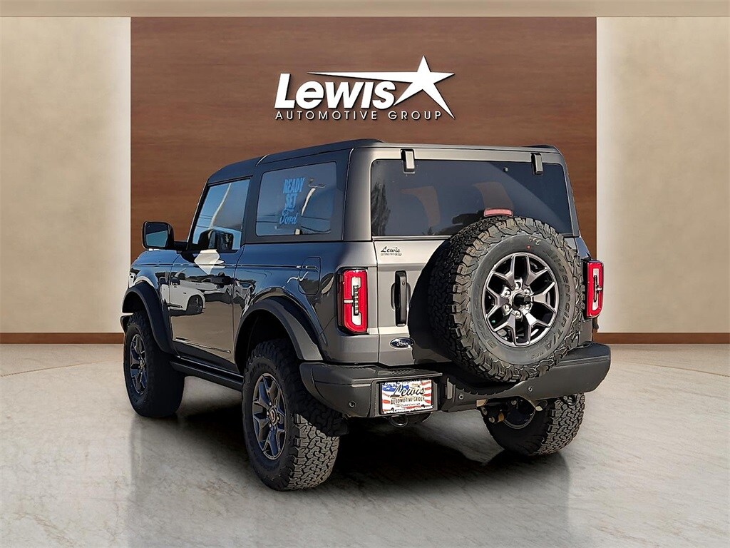 2025 Ford Bronco Badlands photo 4