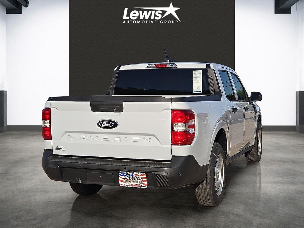 New 2025 Ford Maverick XL Truck