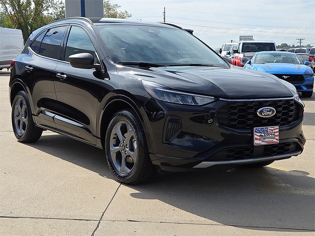 Used 2023 Ford Escape ST-Line SUV