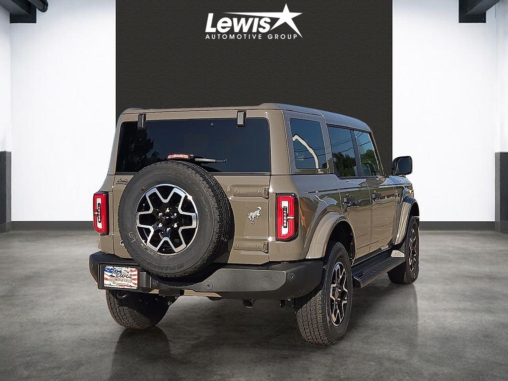 New 2026 Ford Bronco Outer Banks SUV