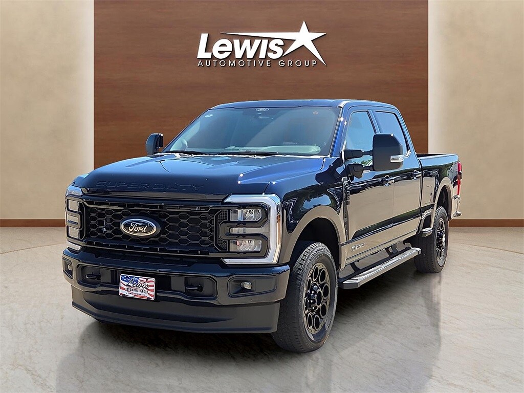 2025 Ford F-350 photo 2