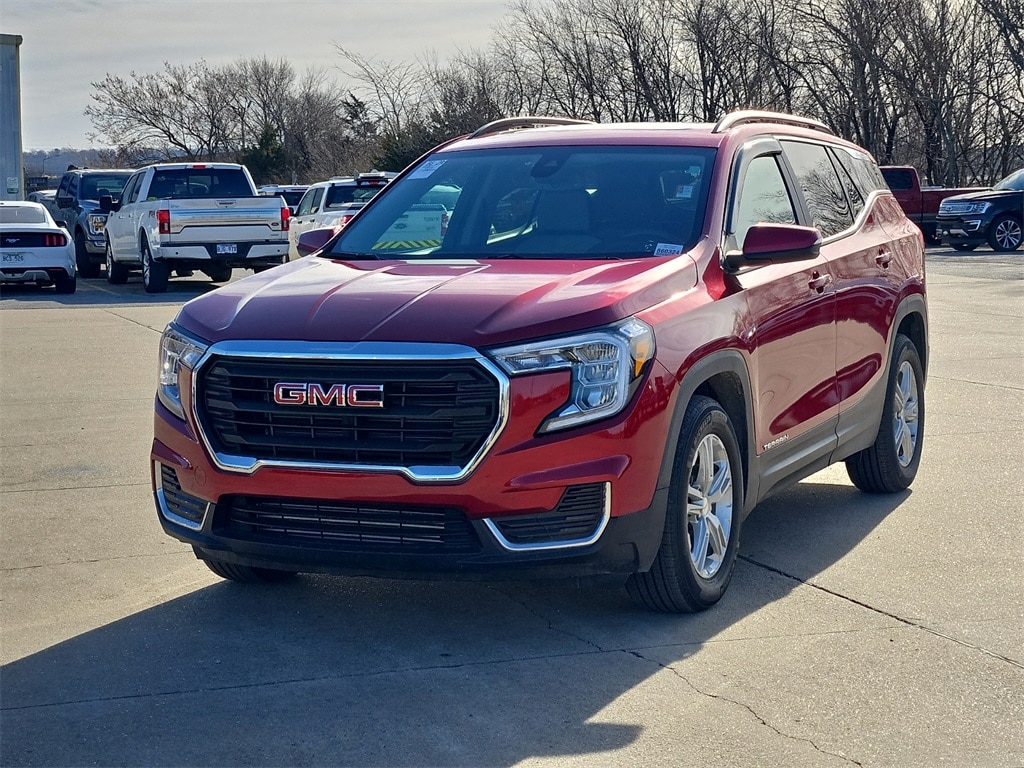 Used 2023 GMC Terrain SLE SUV