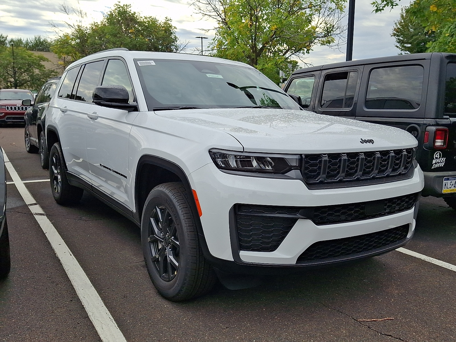 2027 Jeep Grand Cherokee L