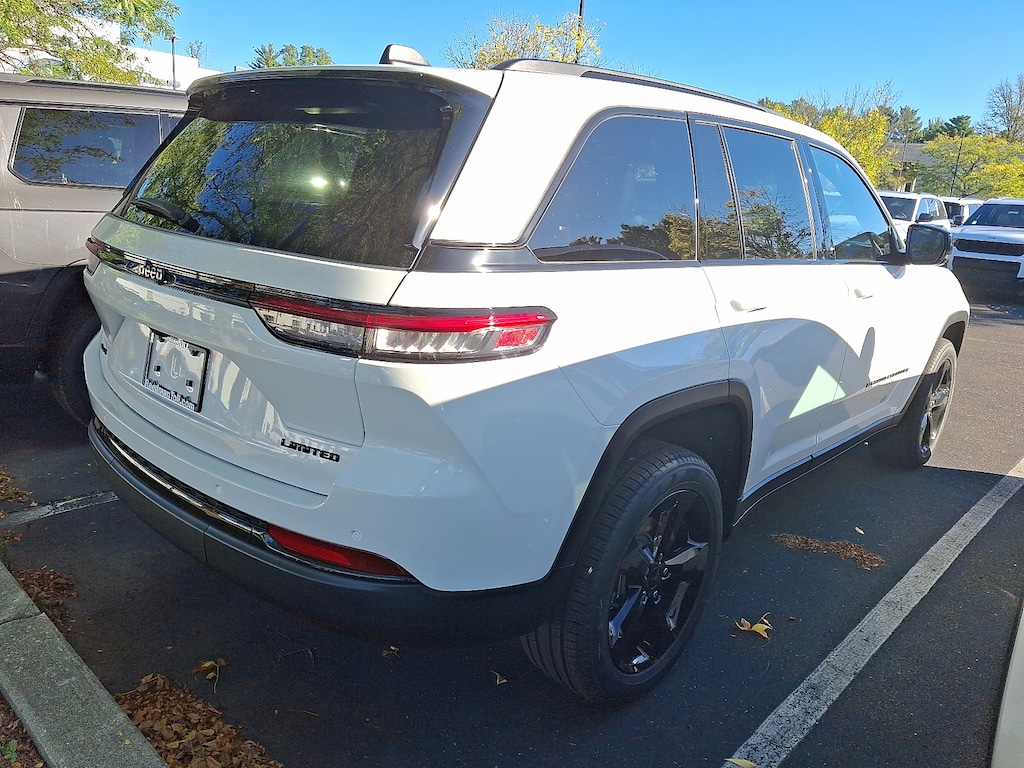 New 2025 Jeep Grand Cherokee Limited 4x4 Sport Utility
