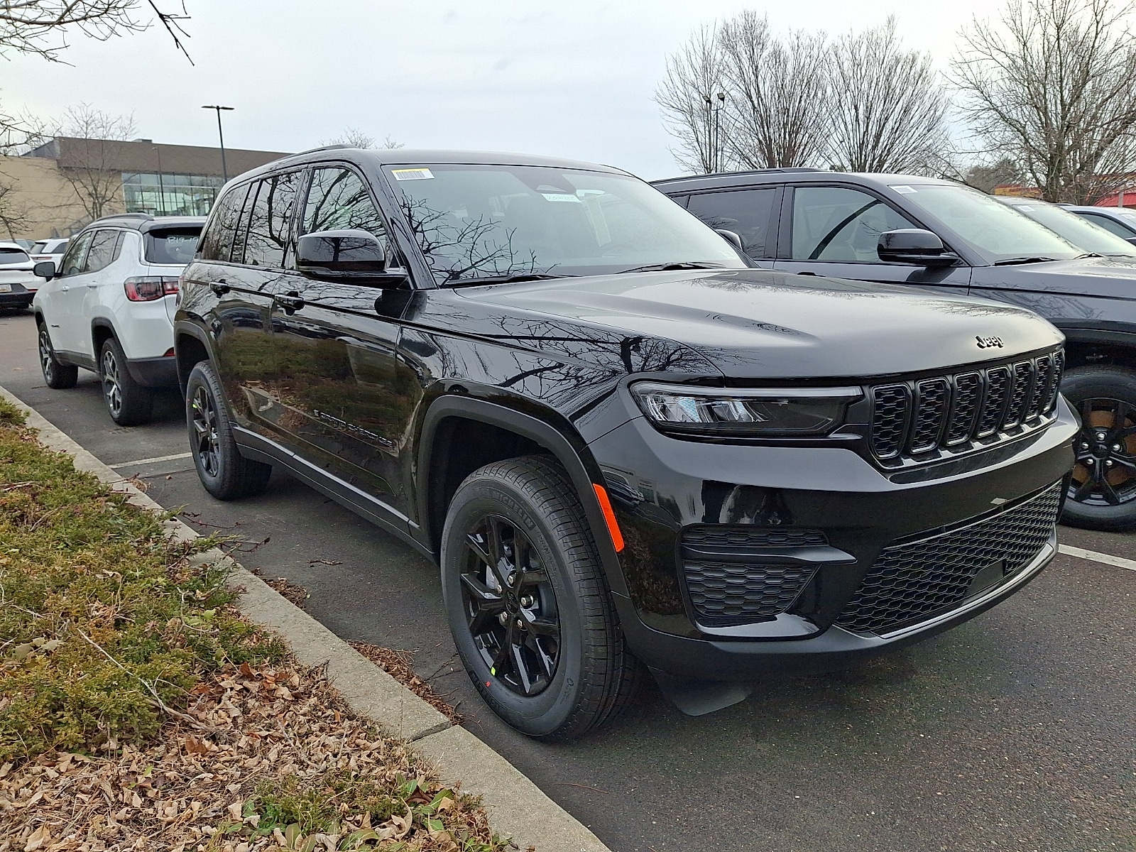 2025 Jeep Grand Cherokee Altitude's photo