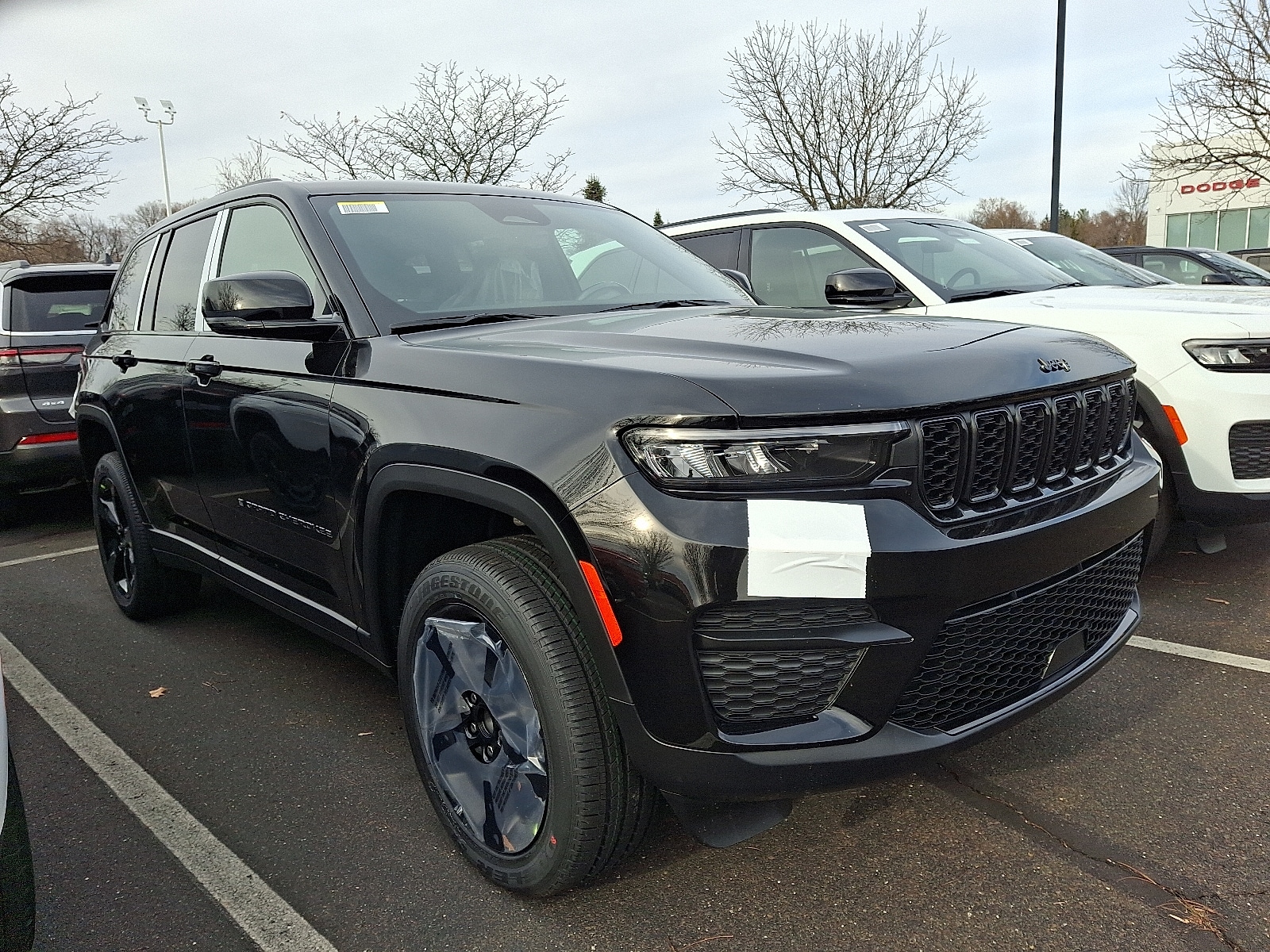 2025 Jeep Grand Cherokee Altitude's photo