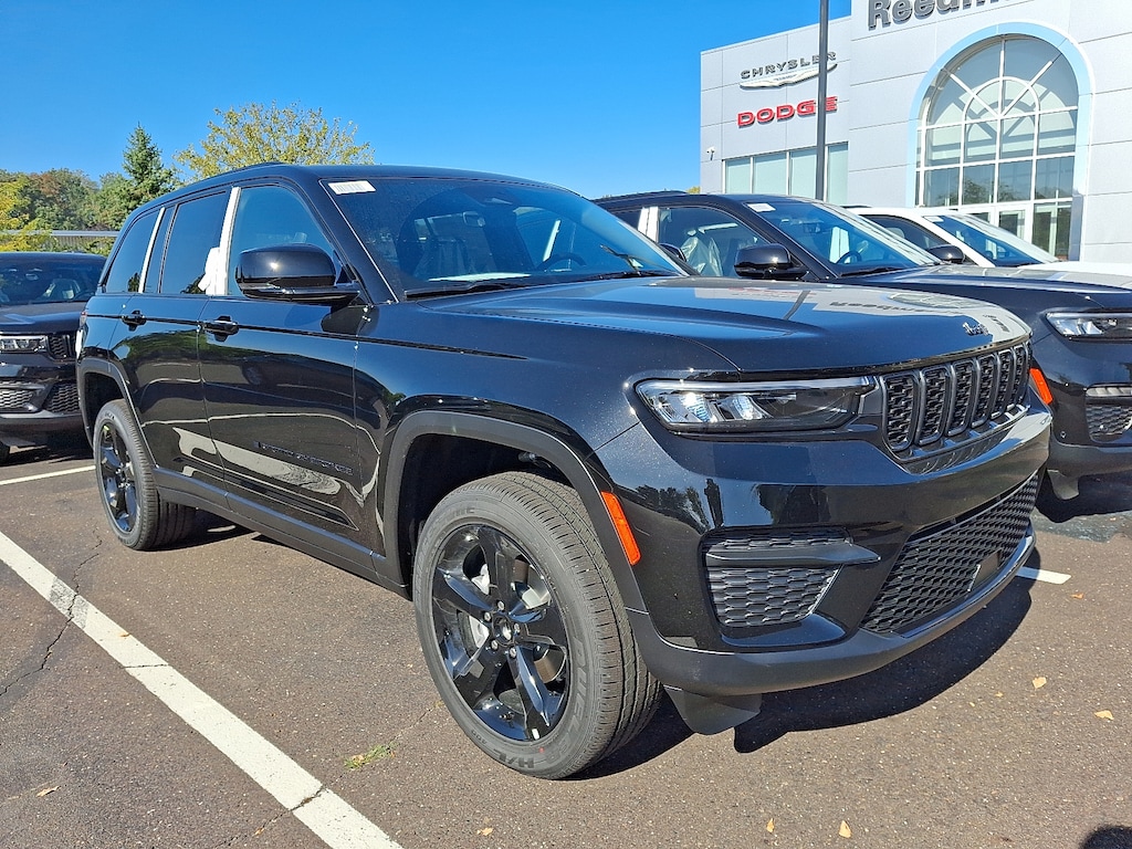 New 2025 Jeep Grand Cherokee Altitude X 4x4 Sport Utility