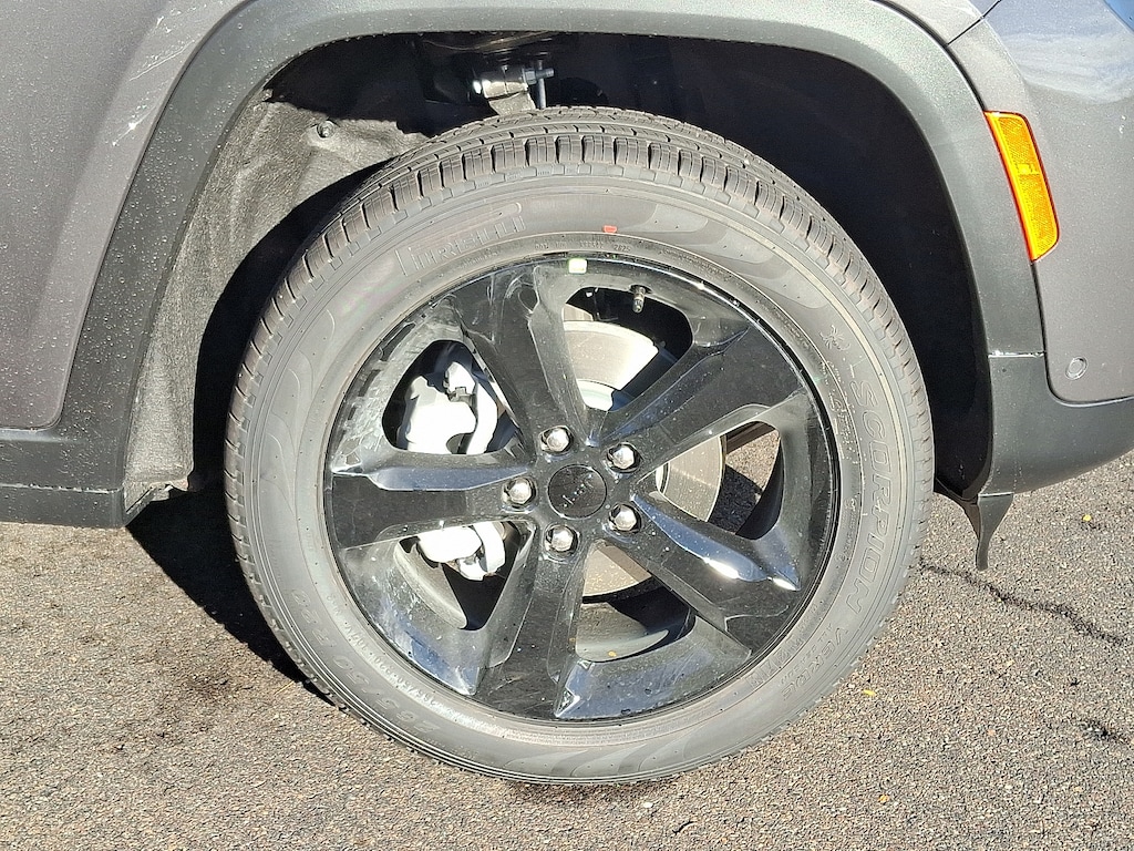 New 2025 Jeep Grand Cherokee LIMITED 4X4 Sport Utility