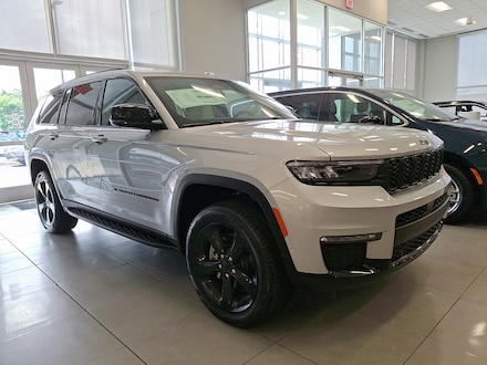 2025 Jeep Grand Cherokee L Limited 4x4 Sport Utility