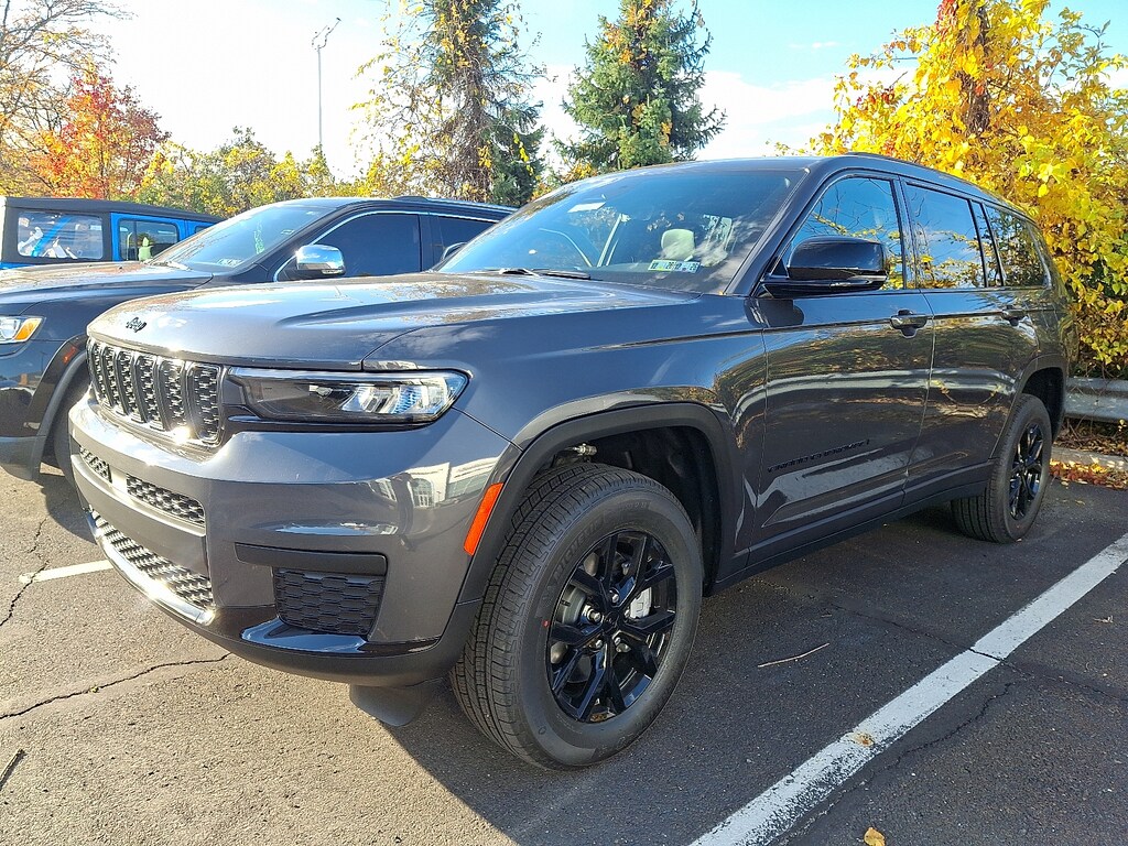 New 2025 Jeep Grand Cherokee L Altitude X 4x4 Sport Utility
