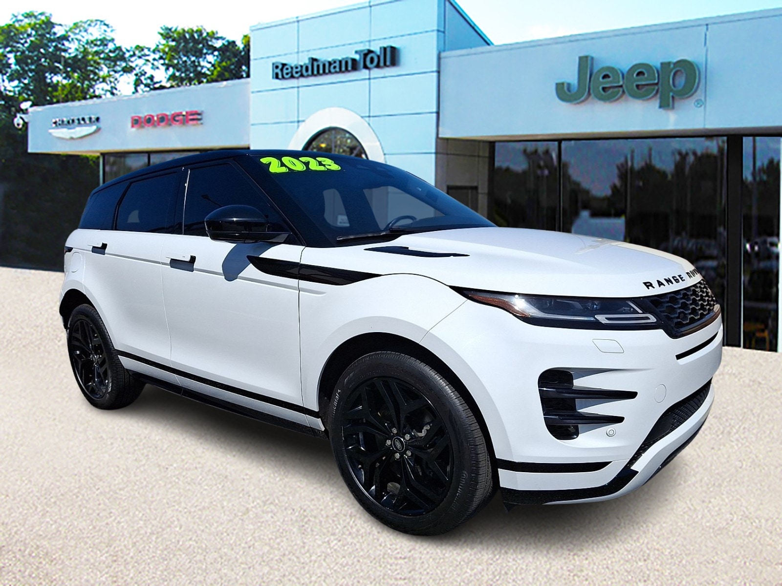 2023 Land Rover Range Rover Evoque R-Dynamic SE's photo