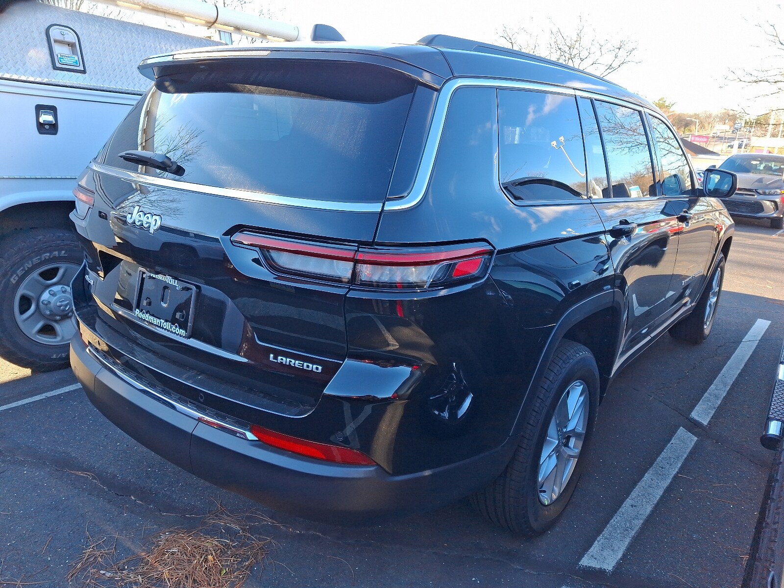 2025 Jeep Grand Cherokee Laredo X photo 4