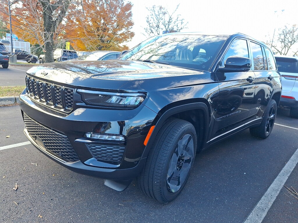 New 2025 Jeep Grand Cherokee Limited 4x4 Sport Utility