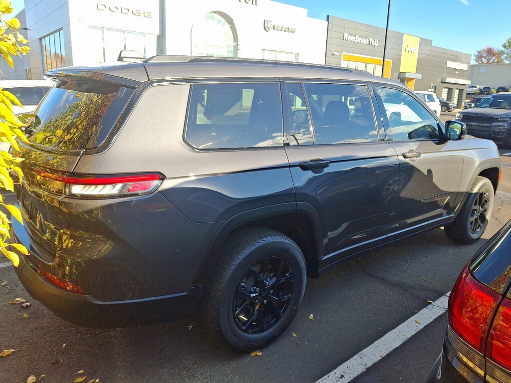 New 2025 Jeep Grand Cherokee L Altitude X 4x4 Sport Utility