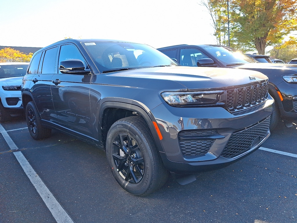 New 2025 Jeep Grand Cherokee Altitude X 4x4 Sport Utility