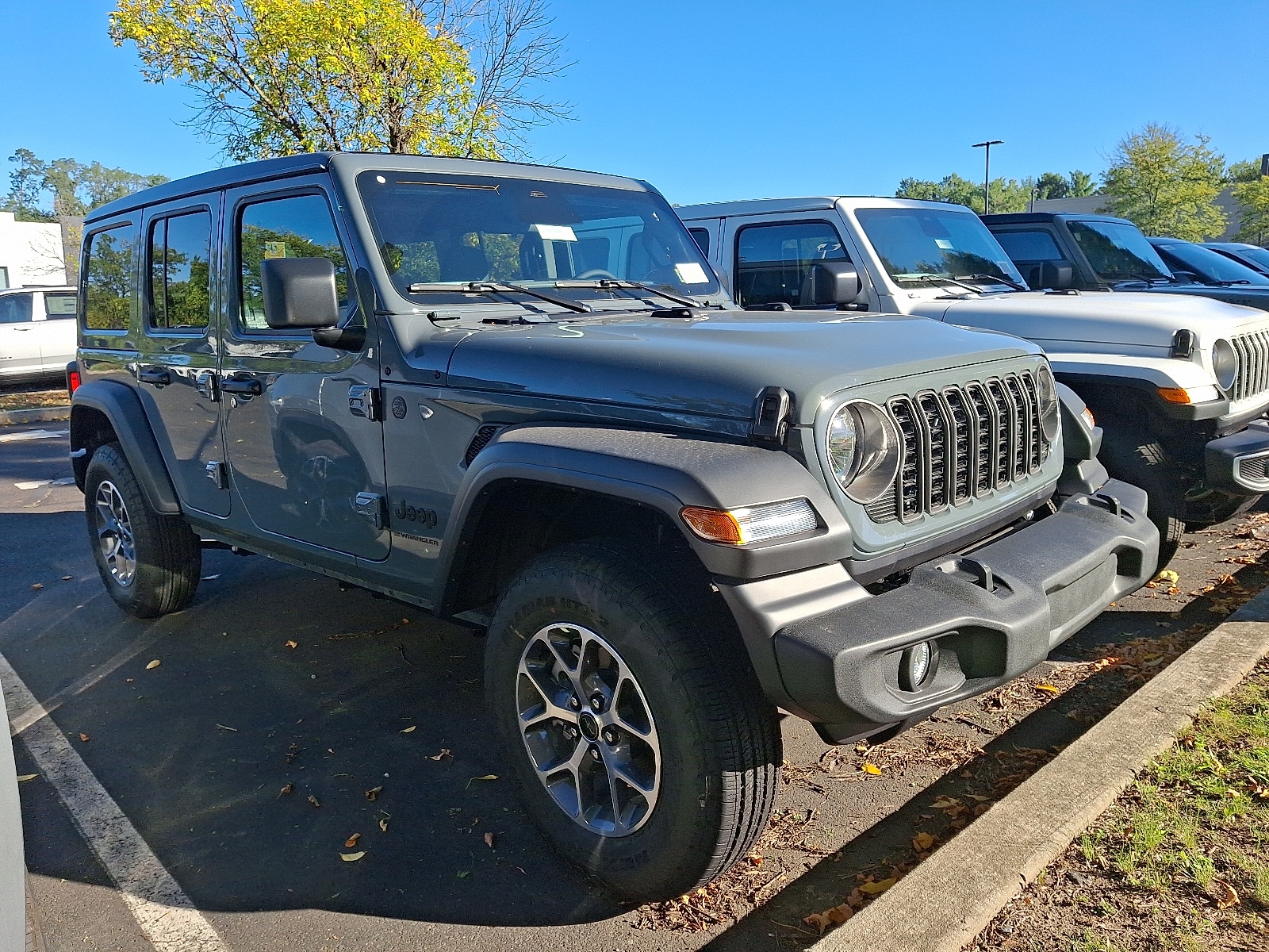 2025 Jeep Wrangler 4-Door Sport S's photo