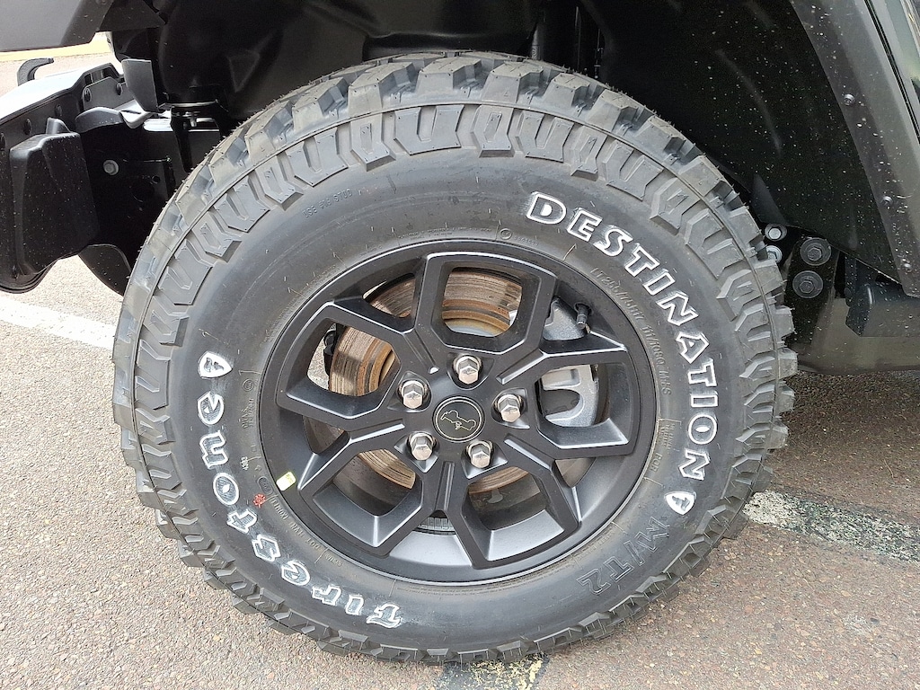 New 2026 Jeep Gladiator Willys 4x4 Pickup