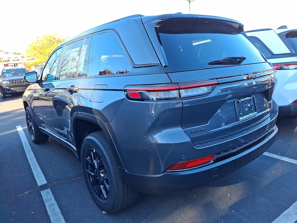 New 2025 Jeep Grand Cherokee Altitude X 4x4 Sport Utility
