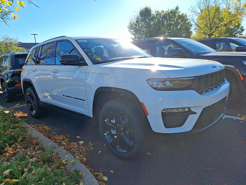 New 2025 Jeep Grand Cherokee Limited 4x4 Sport Utility