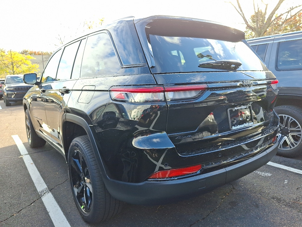 New 2025 Jeep Grand Cherokee Limited 4x4 Sport Utility