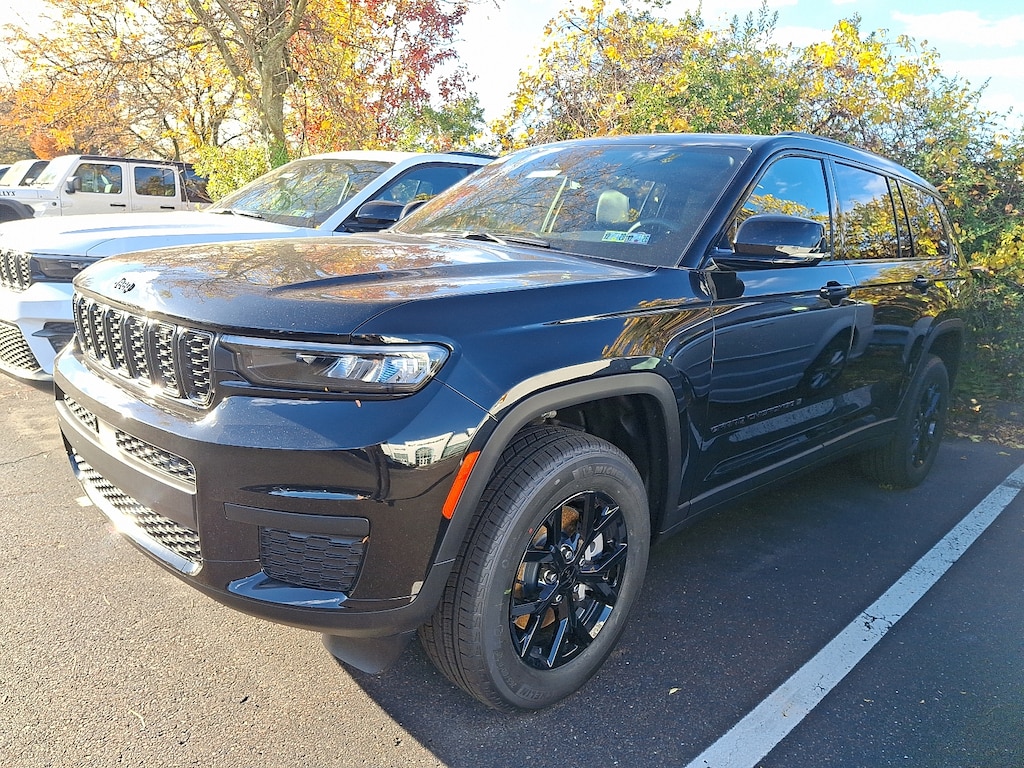 New 2025 Jeep Grand Cherokee L Altitude X 4x4 Sport Utility