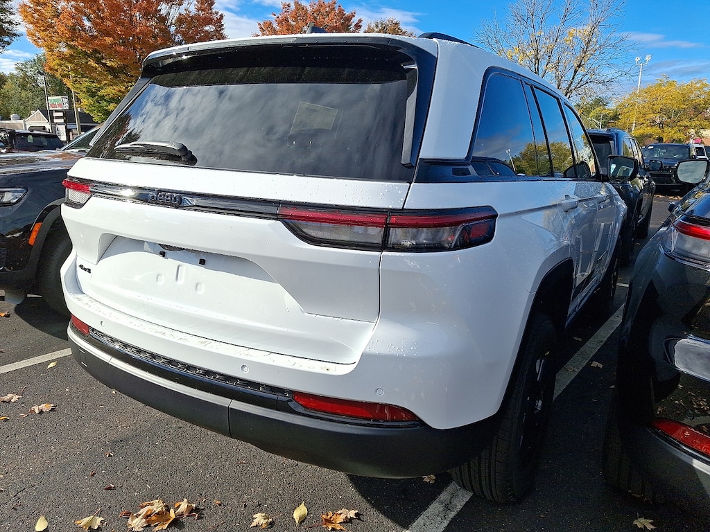 New 2025 Jeep Grand Cherokee Altitude X 4x4 Sport Utility