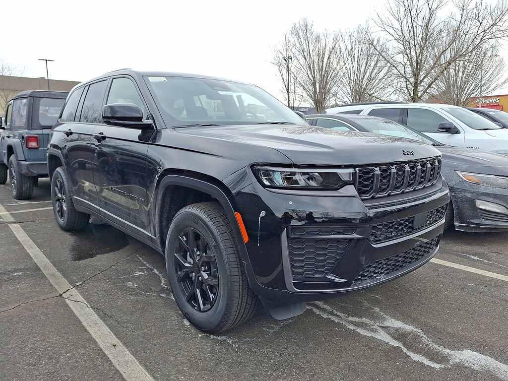 New 2026 Jeep Grand Cherokee Altitude 4x4 Sport Utility