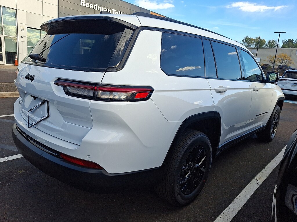 New 2025 Jeep Grand Cherokee L Altitude X 4x4 Sport Utility