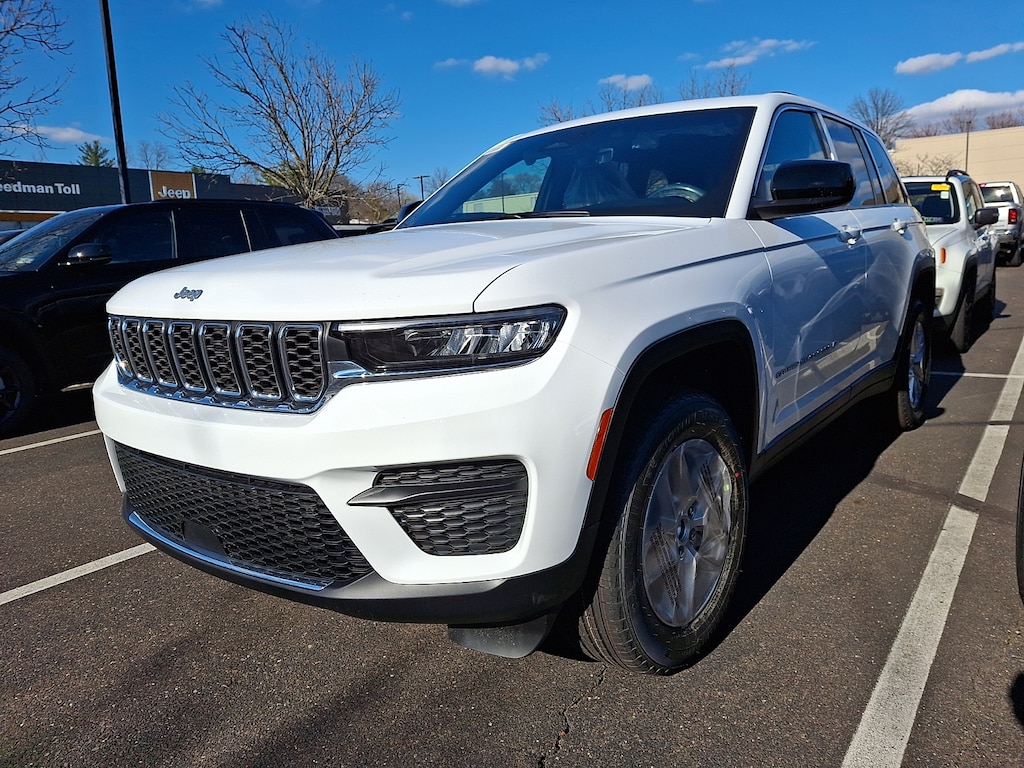 New 2026 Jeep Grand Cherokee Altitude 4x4 Sport Utility