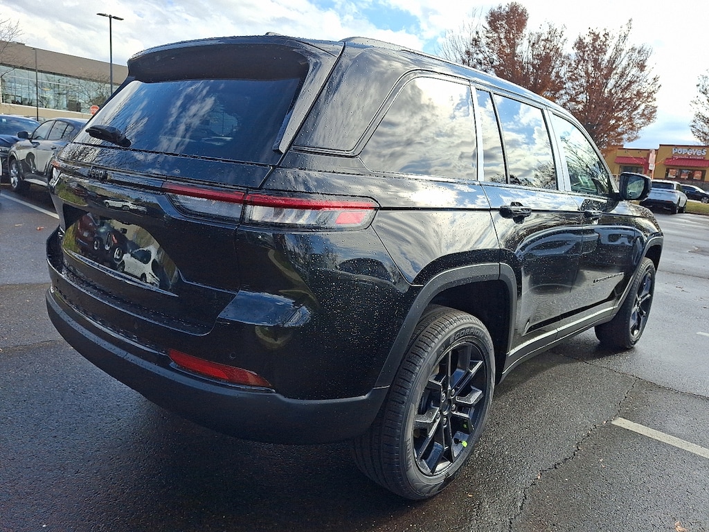 New 2025 Jeep Grand Cherokee Limited 4x4 Sport Utility