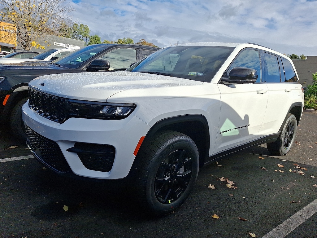 New 2025 Jeep Grand Cherokee Altitude X 4x4 Sport Utility