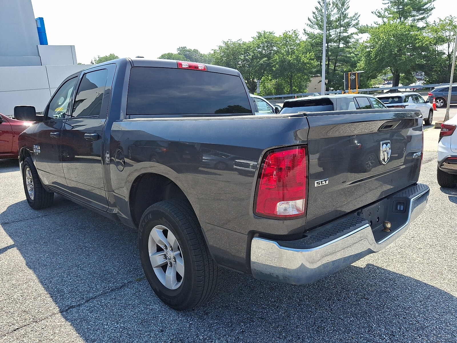 2022 Ram 1500 Classic SLT photo 3