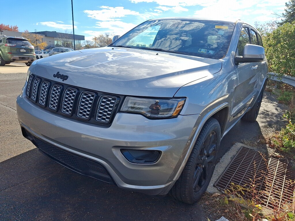 Used 2020 Jeep Grand Cherokee Altitude 4X4 Sport Utility