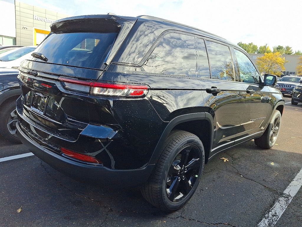 New 2025 Jeep Grand Cherokee Limited 4x4 Sport Utility
