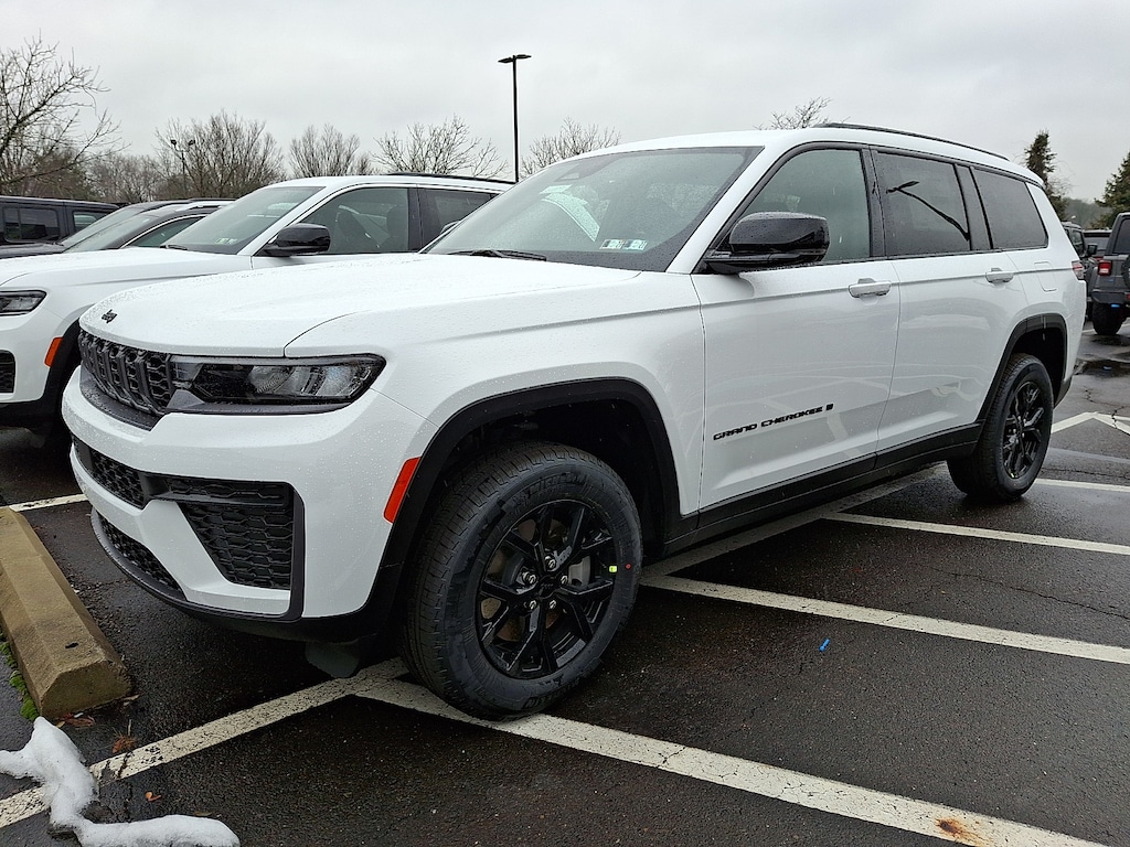 New 2026 Jeep Grand Cherokee L Altitude 4x4 Sport Utility