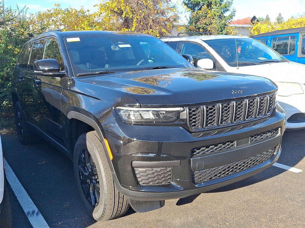 New 2025 Jeep Grand Cherokee L Altitude X 4x4 Sport Utility