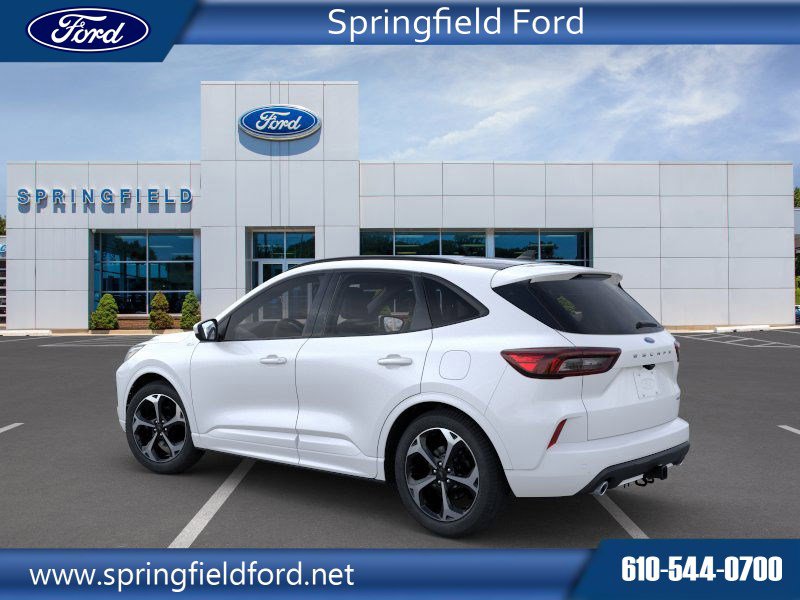 2023 Ford Escape ST-Line Select photo 4
