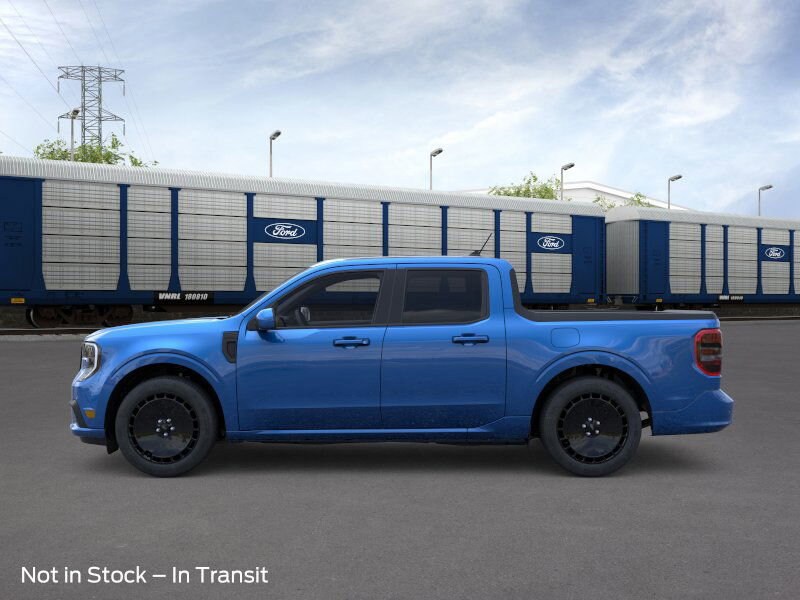 2025 Ford Maverick photo 3