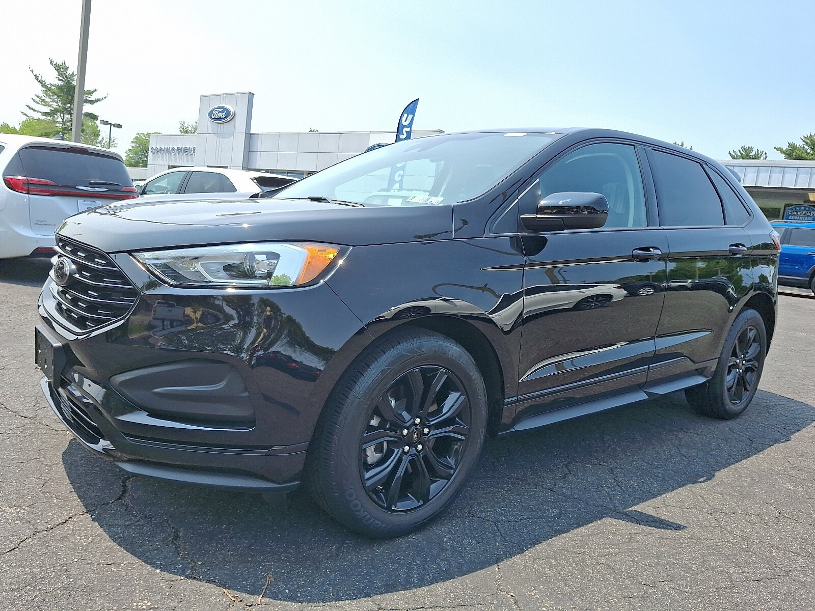 2022 Ford Edge SE photo 3