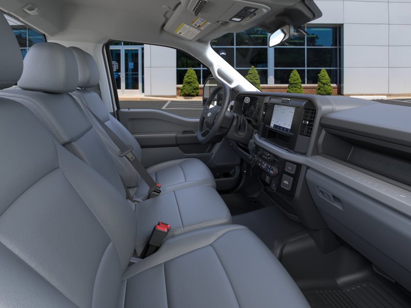 2025 Ford F-550 Super Duty Chassis Cab XL - Photo 11