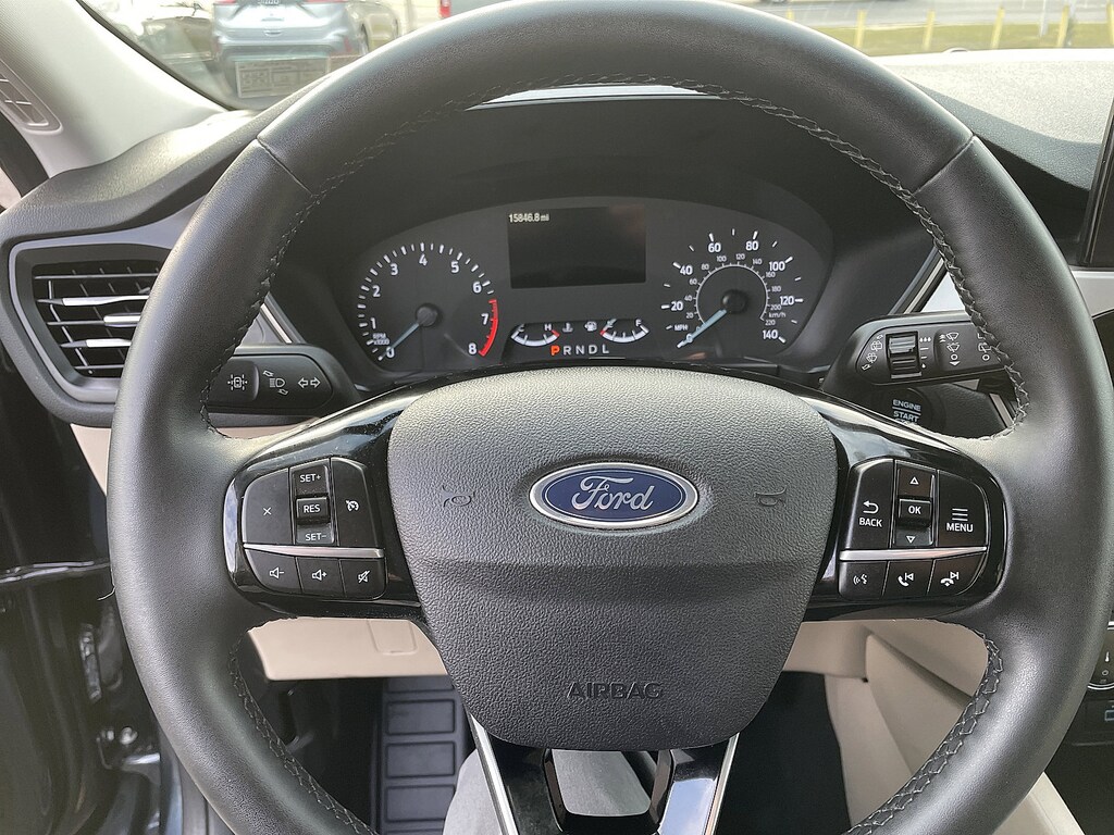 Used 2022 Ford Escape SEL SUV