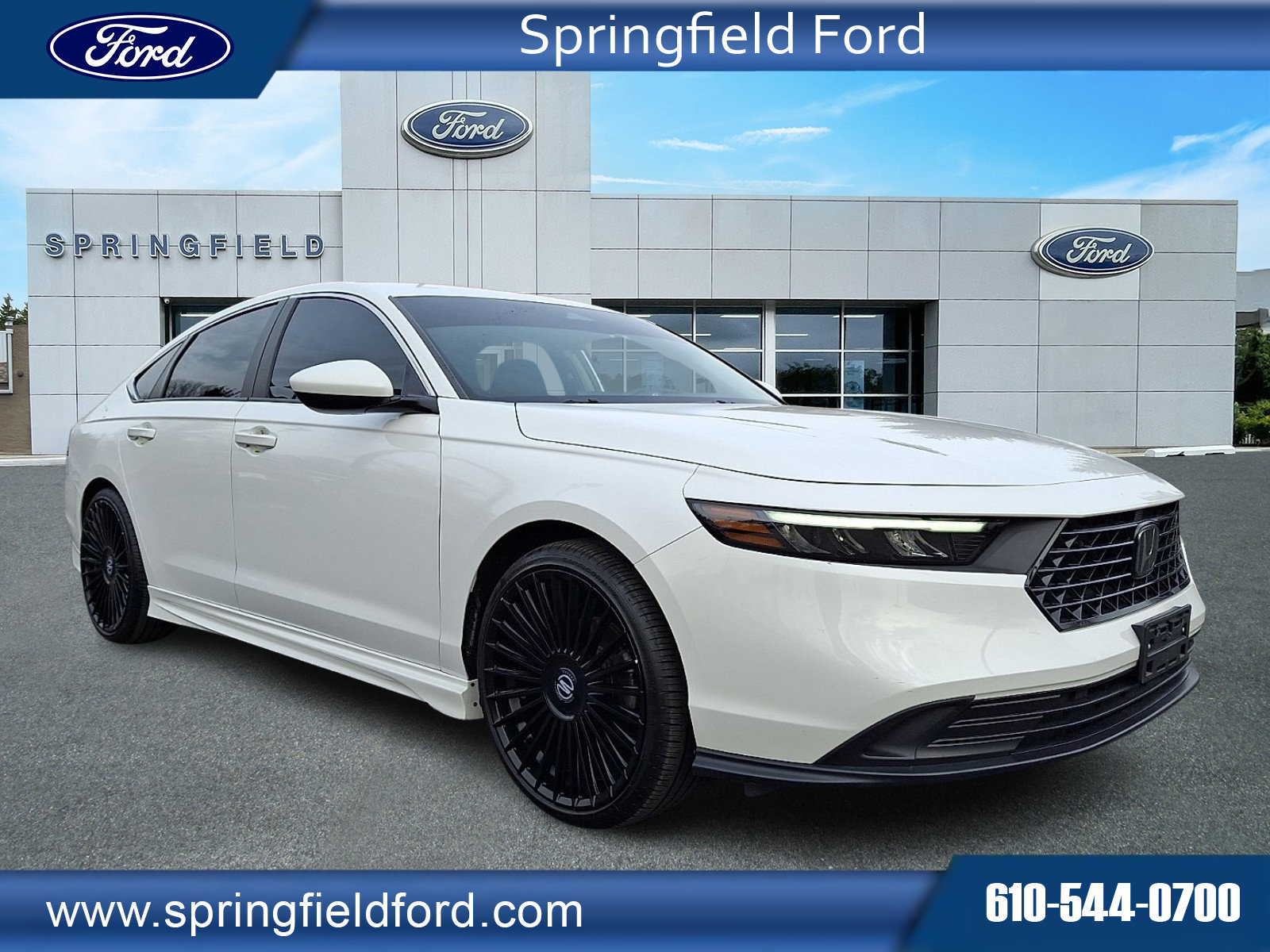 2023 Honda Accord LX's photo