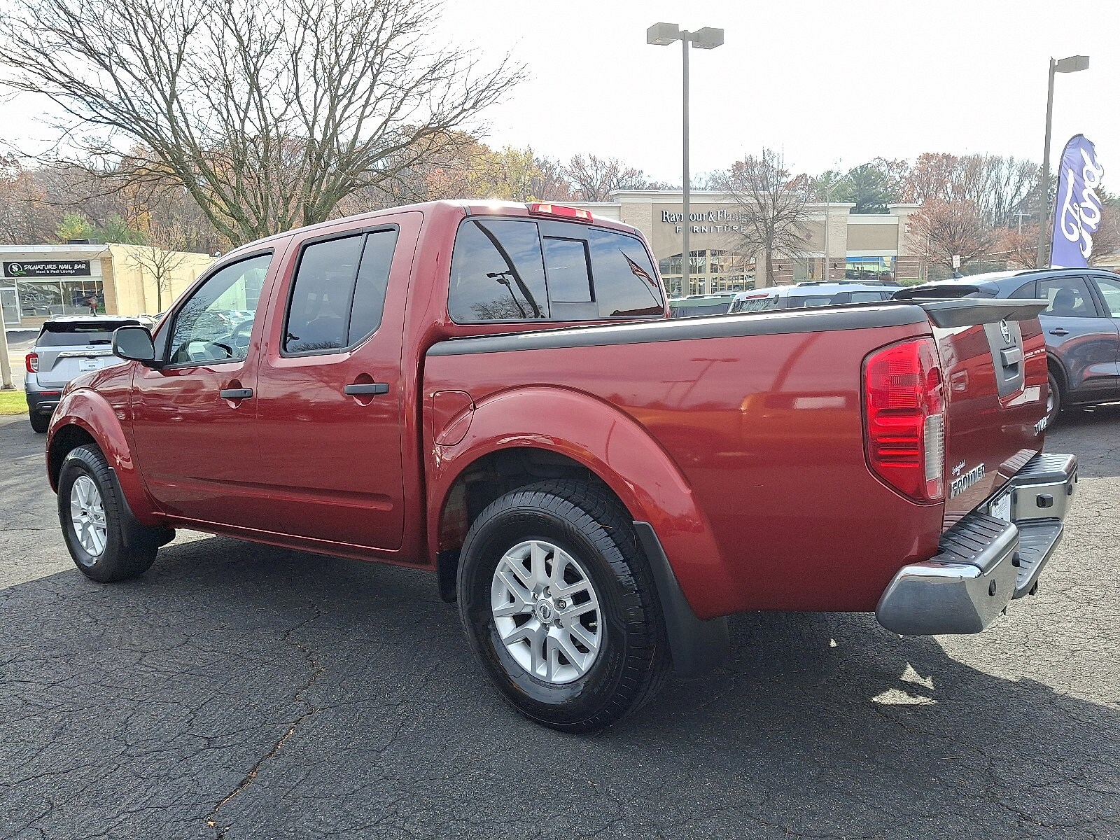 2019 Nissan Frontier SV photo 4
