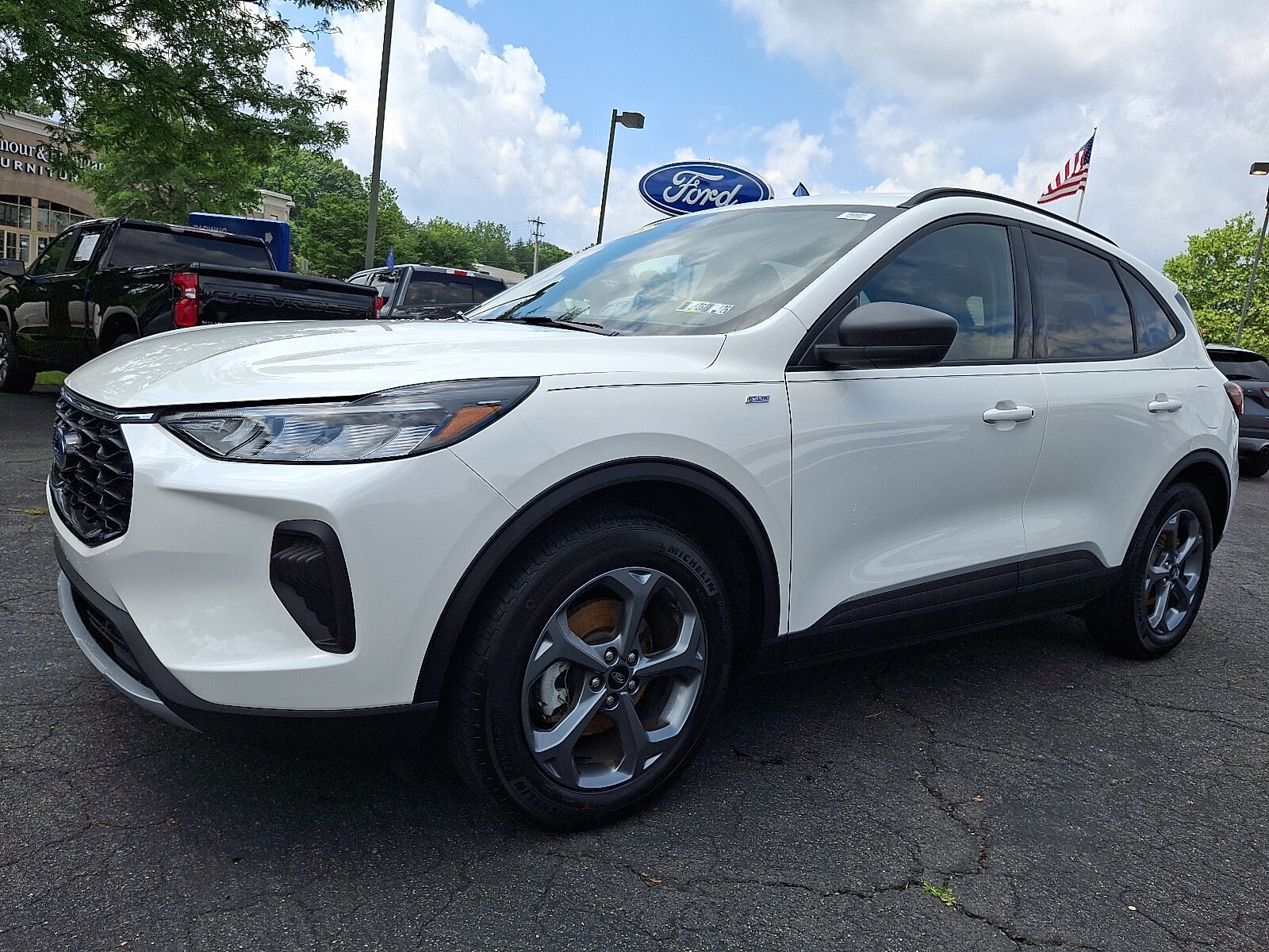 2025 Ford Escape ST-Line photo 3