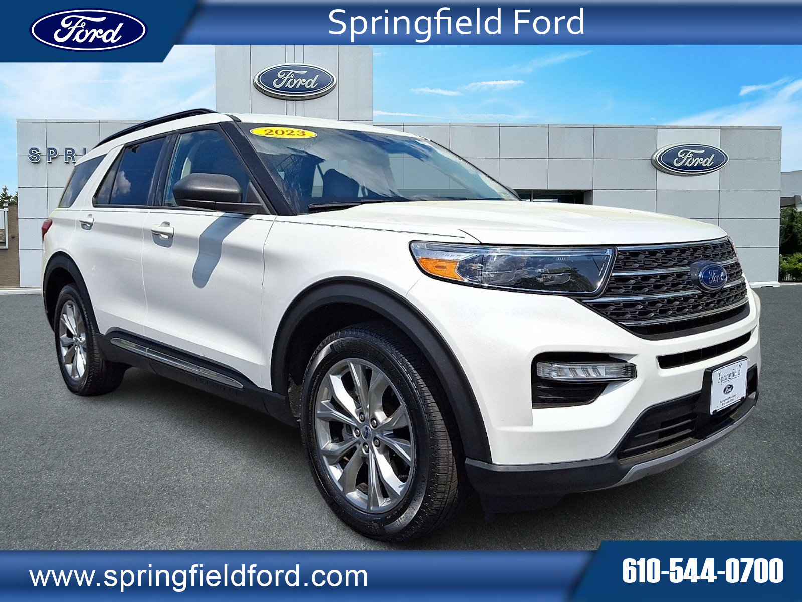 2023 Ford Explorer XLT 4WD's photo