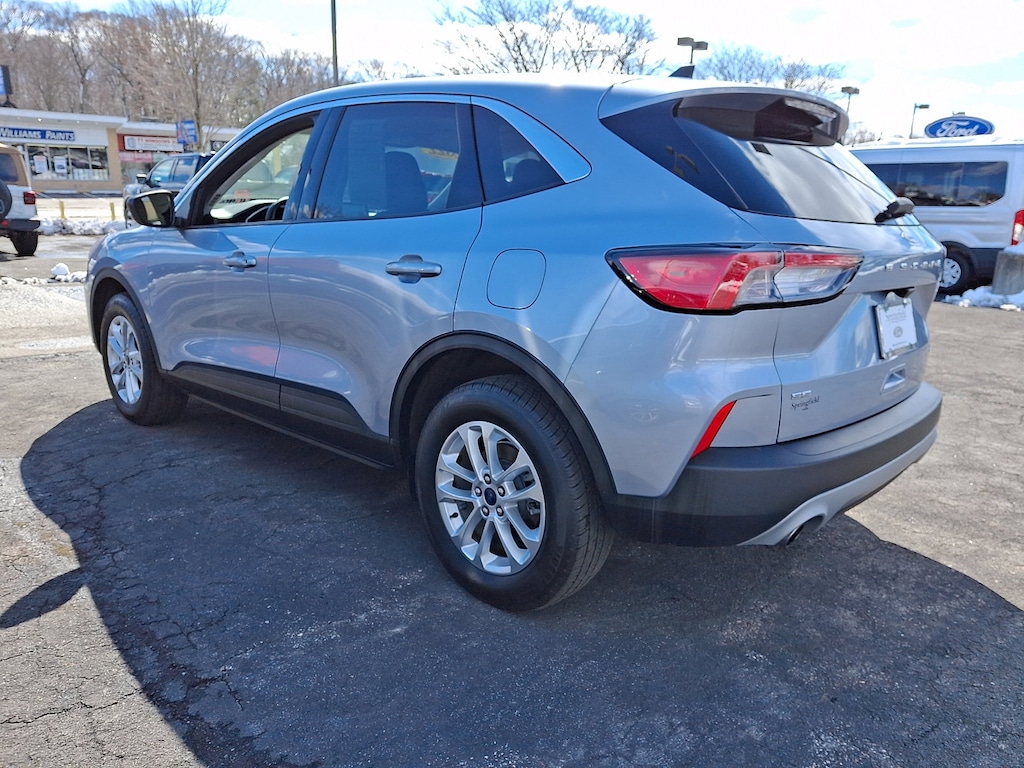 Used 2022 Ford Escape SE SUV
