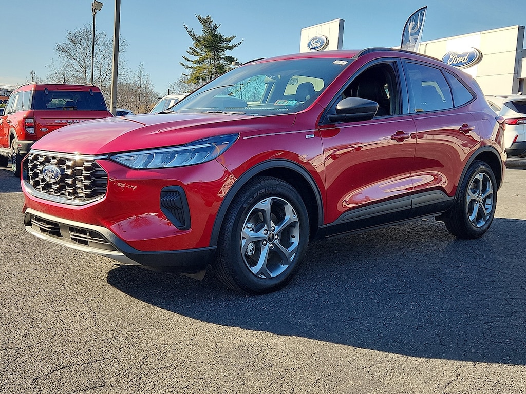 New 2025 Ford Escape ST-Line SUV